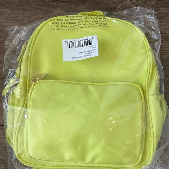 Stoney Clover Lane Classic Mini Backpack in Lime 🍋‍🟩 BNWT discontinued color - Picture 7 of 9